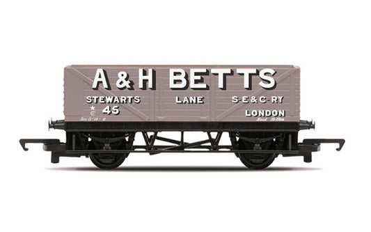 Hornby RailRoad PO, A & H Betts, Plank Wagon - Era 2