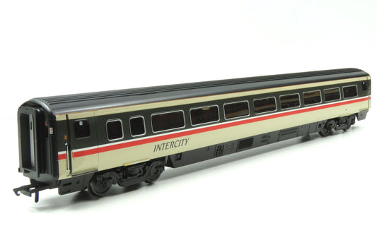 Hornby BR, Mk4 Standard, Coach B, 12411 - Era 8