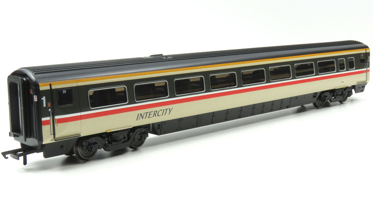 Hornby BR, Mk4 Open First, Coach H, 11212 - Era 8