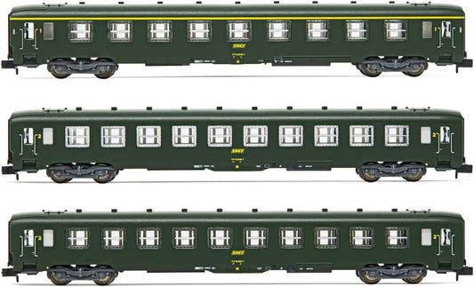 Arnold SNCF 3-unit pack DEV AO coaches A9 2 x B10 green with logo