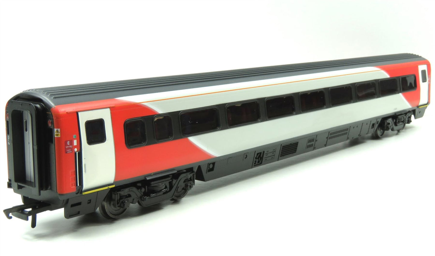 Hornby LNER, Mk4 Standard, Coach E, 12426 - Era 11