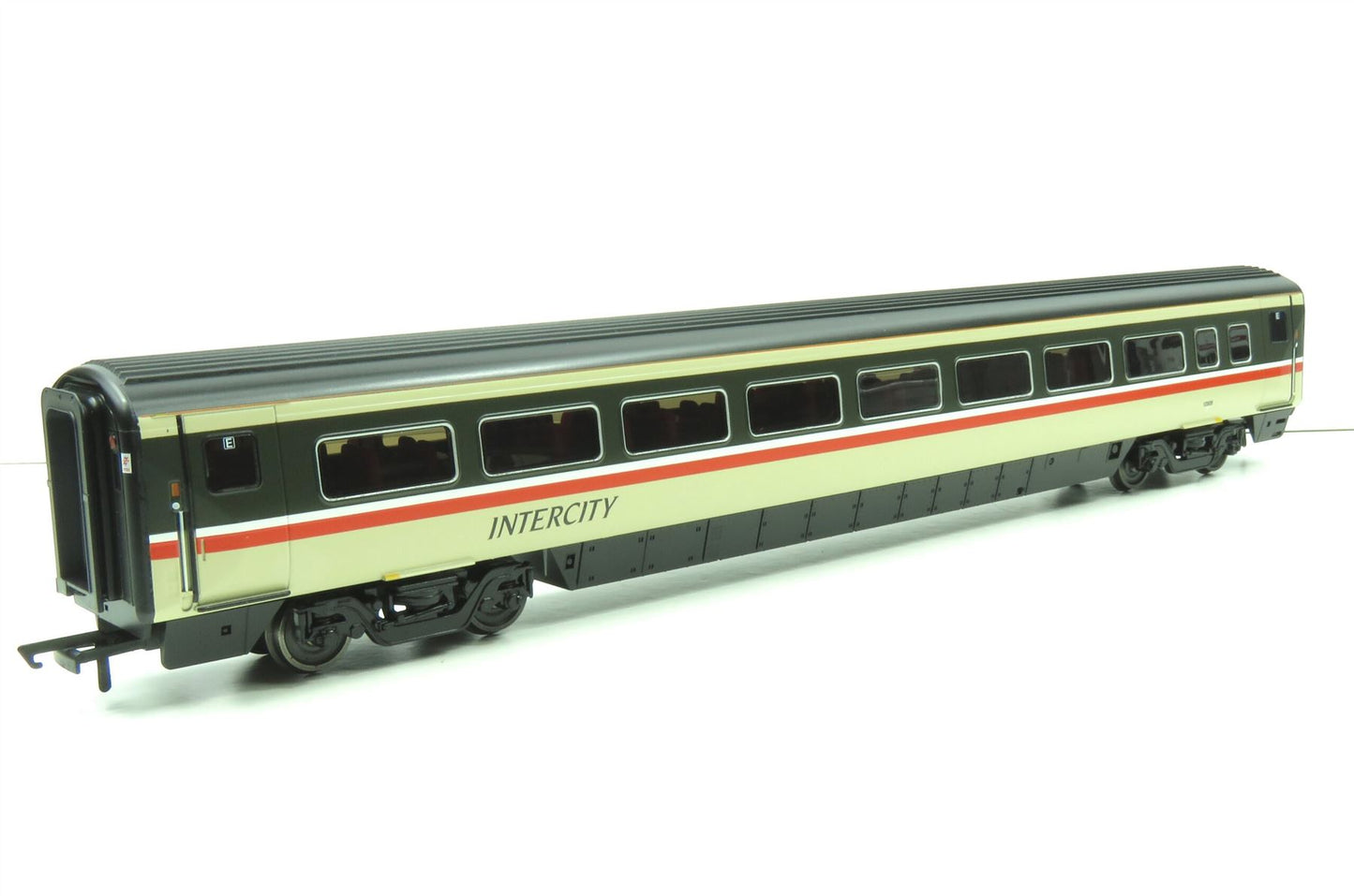 Hornby BR, Mk4 Standard (Accessible Toilet), Coach E, 12305 - Era 8
