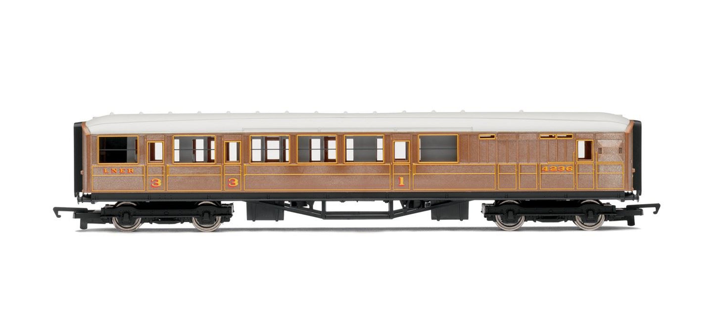 Hornby LNER Brake Composite Coach Era 3 Model Train