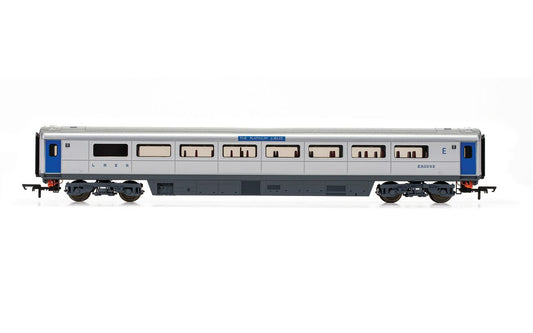 Hornby Platinum Jubilee of Queen Elizabeth II, Mk3 Sliding Door, Trailer First Disabled, ER0092 - Era 11